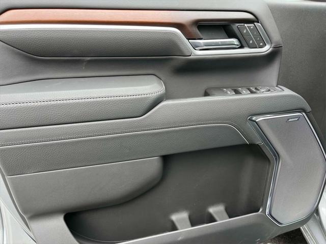new 2025 GMC Sierra 2500 car, priced at $85,126