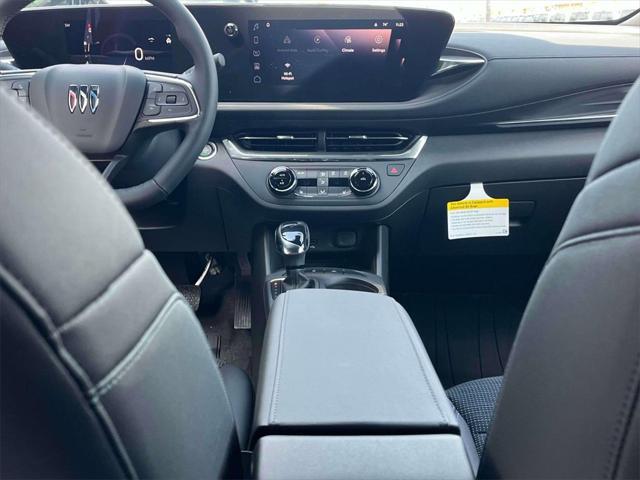 new 2025 Buick Envista car, priced at $28,025