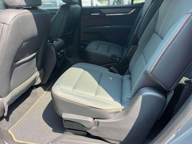 new 2025 GMC Acadia car, priced at $59,430