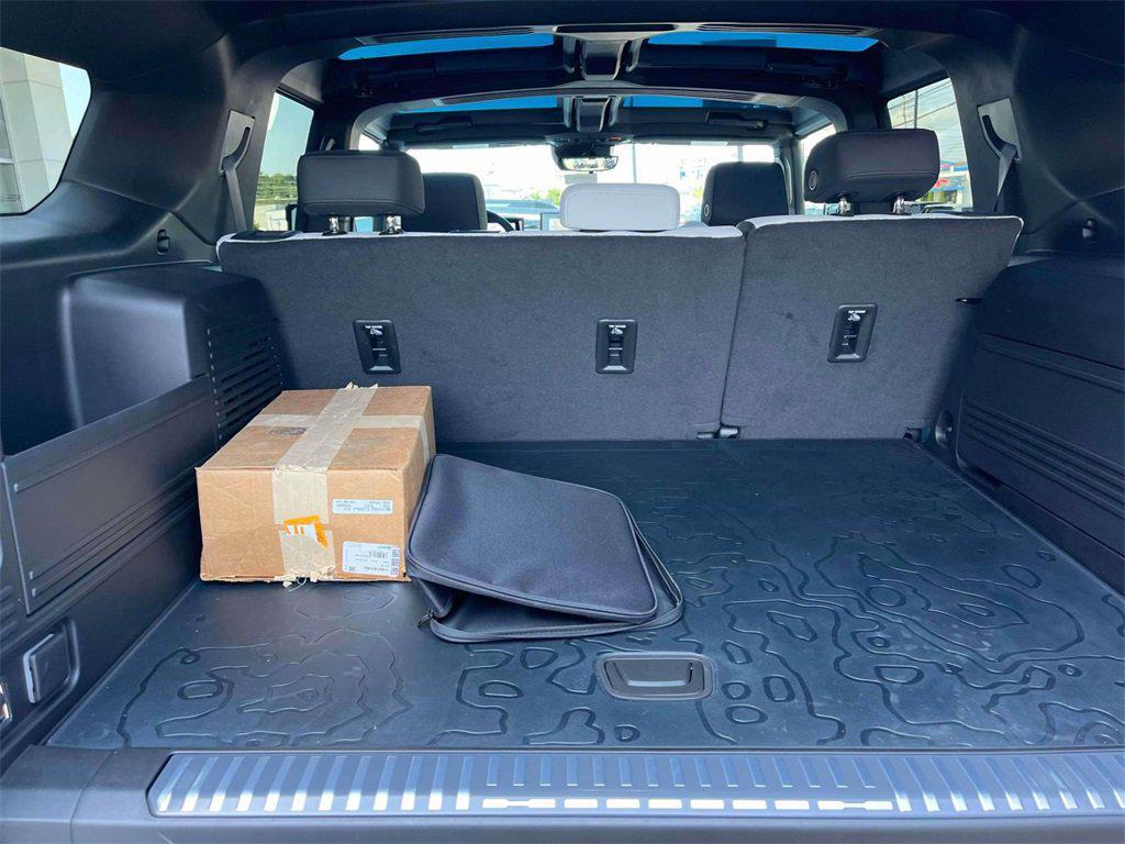 new 2024 GMC HUMMER EV SUV car, priced at $102,286