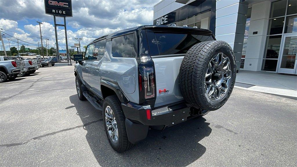 new 2024 GMC HUMMER EV car