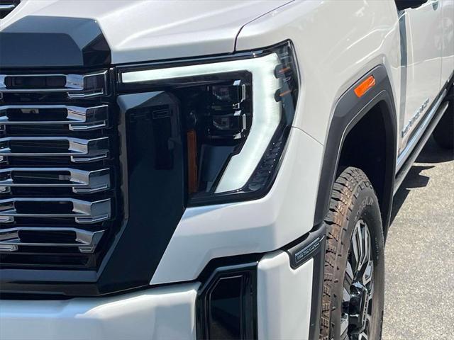 new 2025 GMC Sierra 3500 car, priced at $95,638
