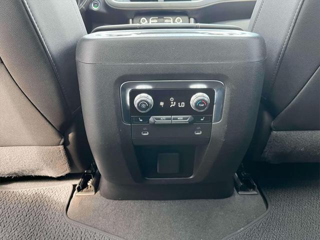 used 2022 GMC Yukon car, priced at $57,055