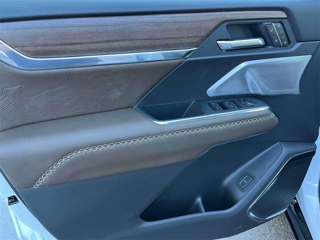 new 2026 GMC Acadia car, priced at $64,306