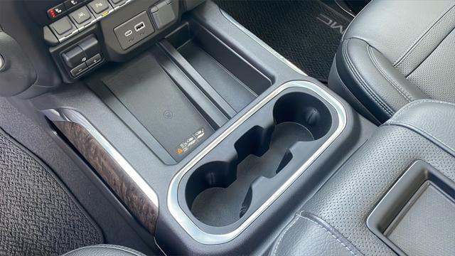 used 2022 GMC Sierra 1500 car, priced at $40,202