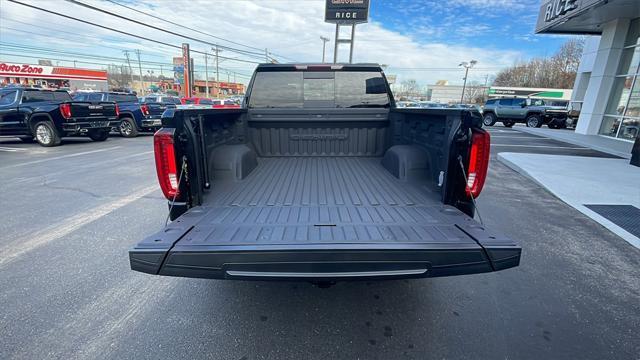 used 2022 GMC Sierra 1500 car, priced at $40,202