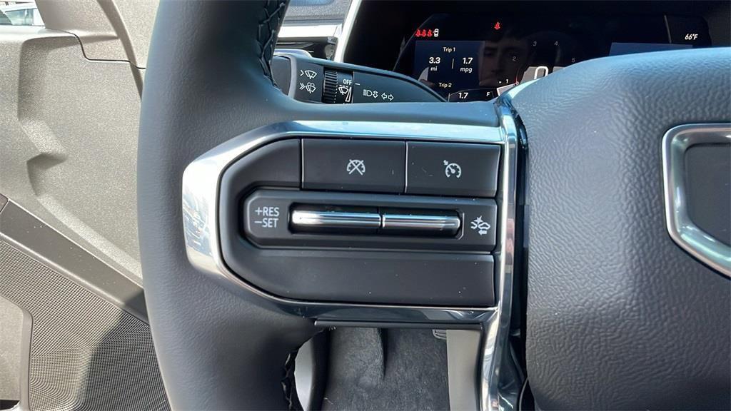 new 2024 GMC Canyon car, priced at $40,006