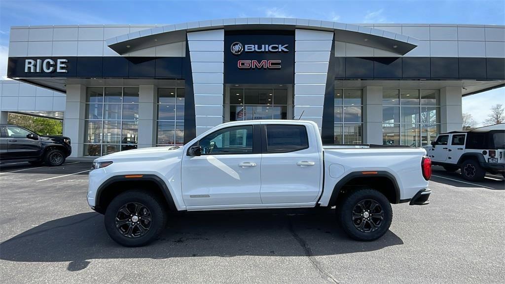 new 2024 GMC Canyon car, priced at $40,006