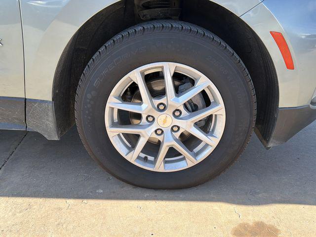 used 2023 Chevrolet Equinox car, priced at $17,900