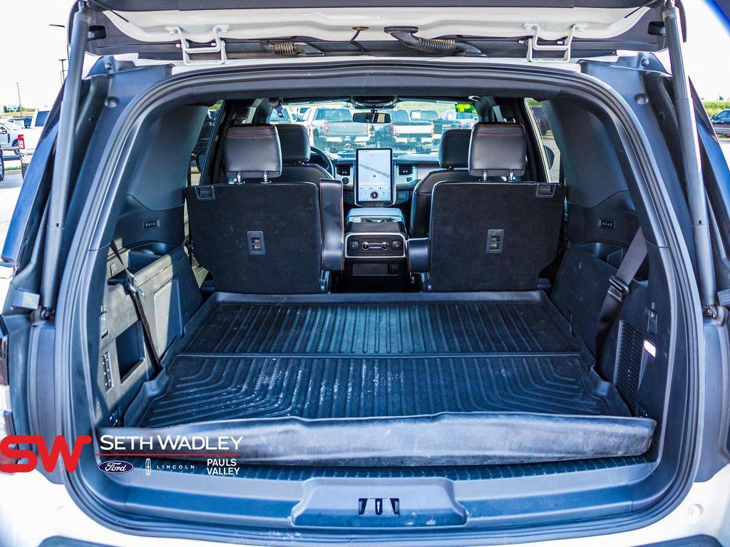 used 2024 Ford Expedition car, priced at $63,800