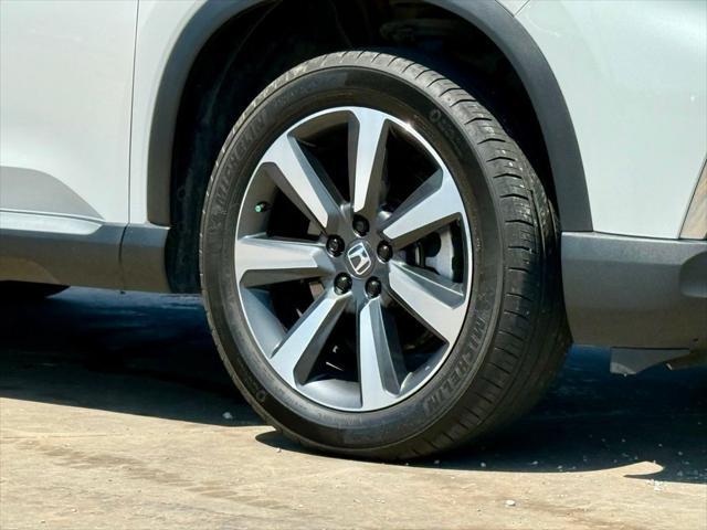 used 2023 Honda Pilot car, priced at $38,800