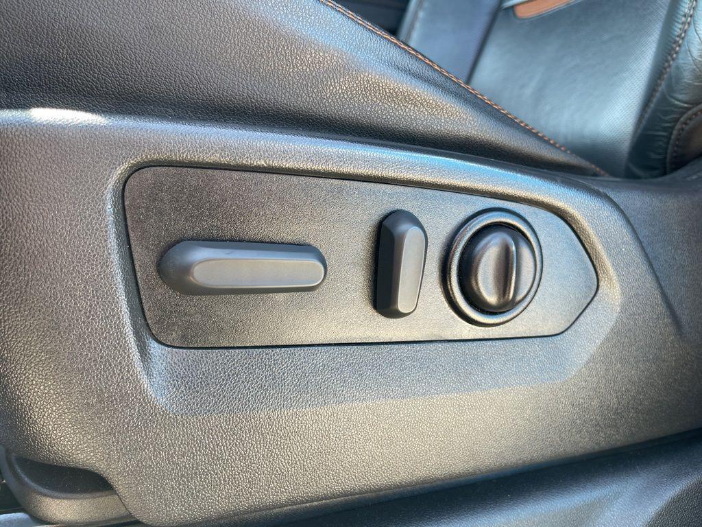 used 2021 GMC Sierra 1500 car, priced at $38,800