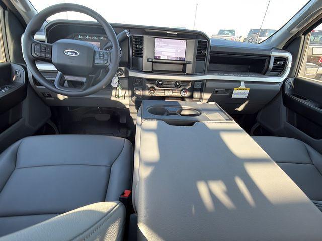 new 2025 Ford F-250 car, priced at $62,913