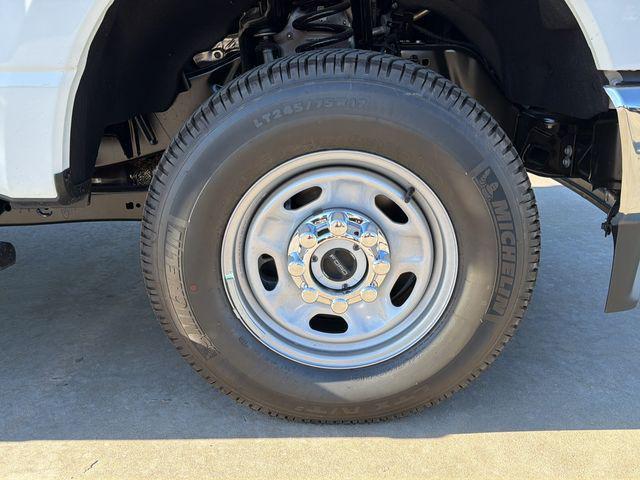 new 2025 Ford F-250 car, priced at $62,913