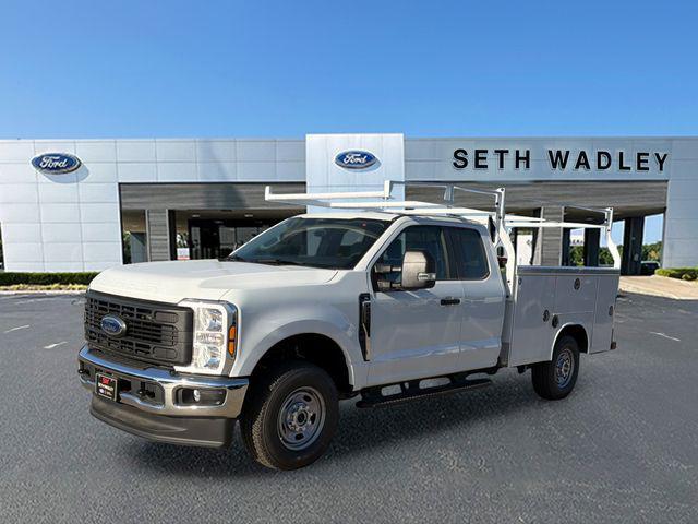 new 2025 Ford F-250 car, priced at $62,913