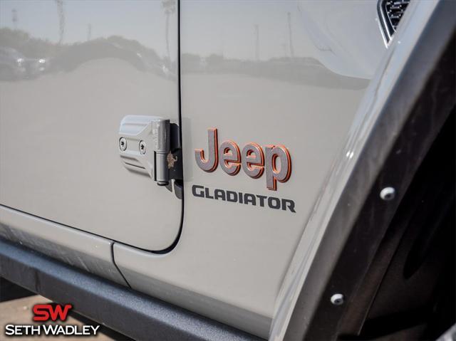 used 2022 Jeep Gladiator car, priced at $38,700