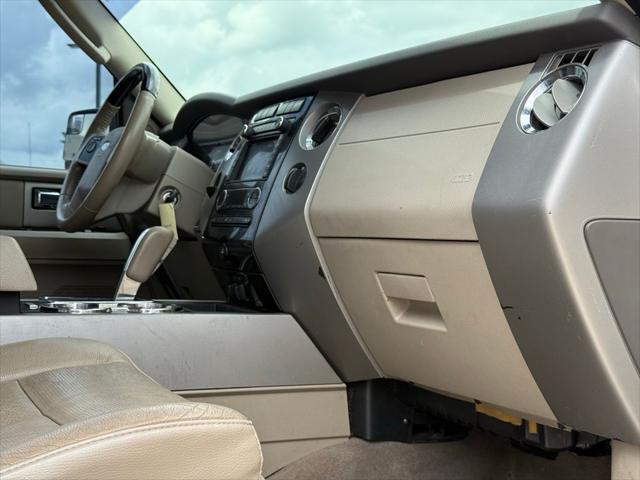 used 2014 Ford Expedition car, priced at $8,400