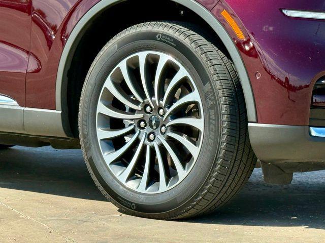 used 2022 Lincoln Aviator car, priced at $42,400