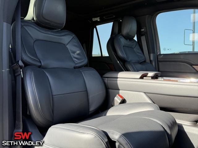 new 2024 Lincoln Navigator car, priced at $100,998