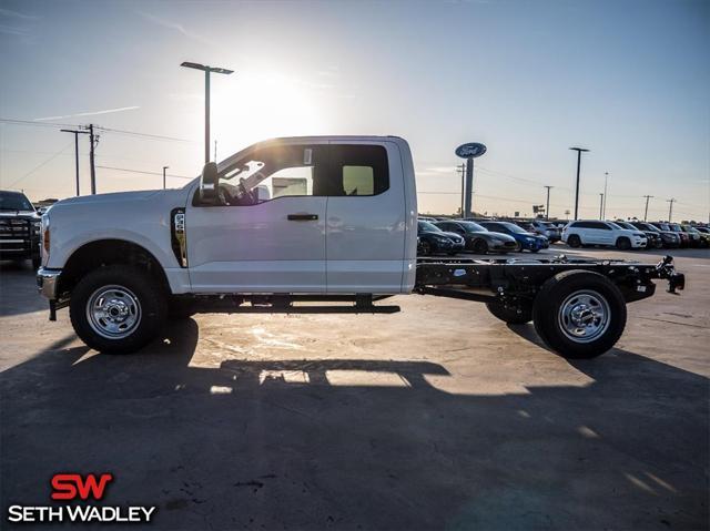 new 2024 Ford F-350 car, priced at $55,301