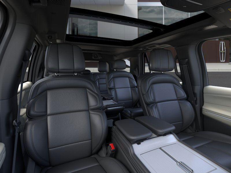 new 2025 Lincoln Navigator car, priced at $108,310