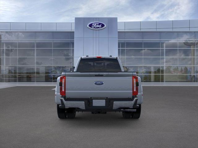 new 2025 Ford F-450 car, priced at $115,000