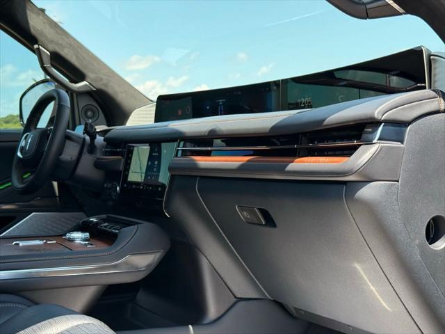 used 2025 Lincoln Navigator car, priced at $124,900