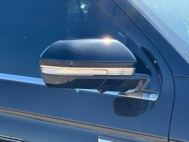 used 2022 Lincoln Navigator car, priced at $59,905