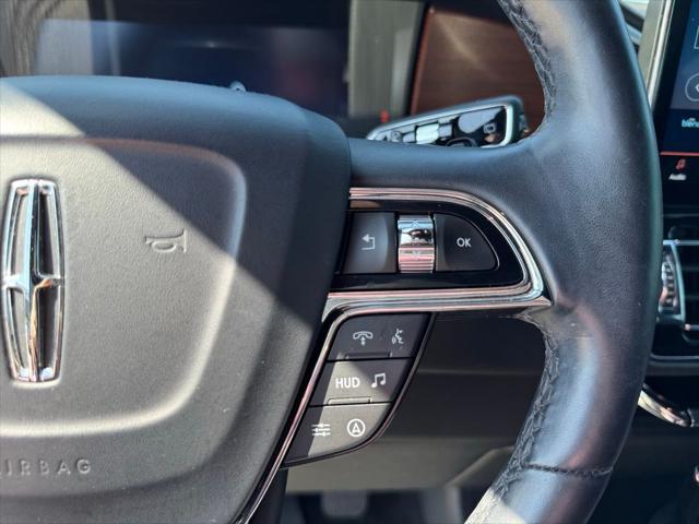 used 2022 Lincoln Navigator car, priced at $59,905