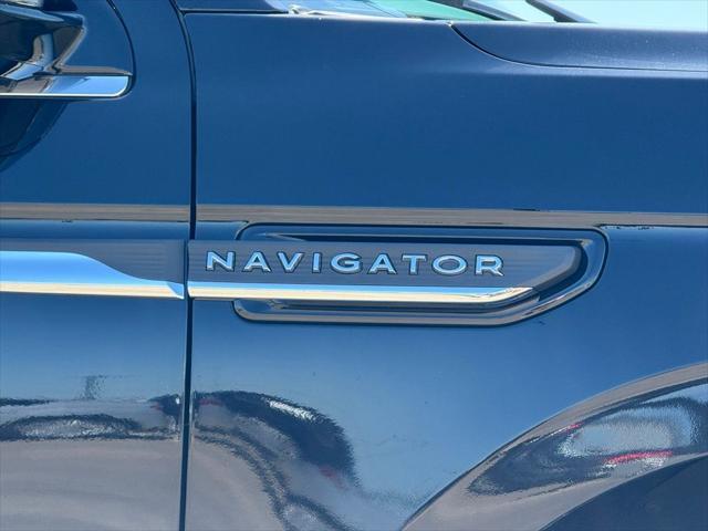 used 2022 Lincoln Navigator car, priced at $59,905