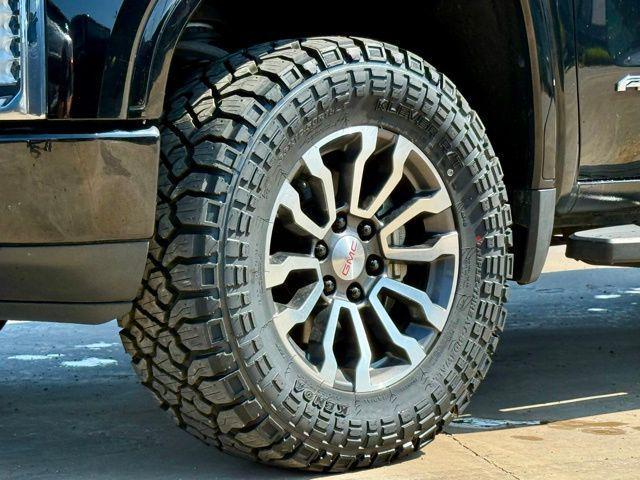 used 2020 GMC Sierra 1500 car, priced at $39,900