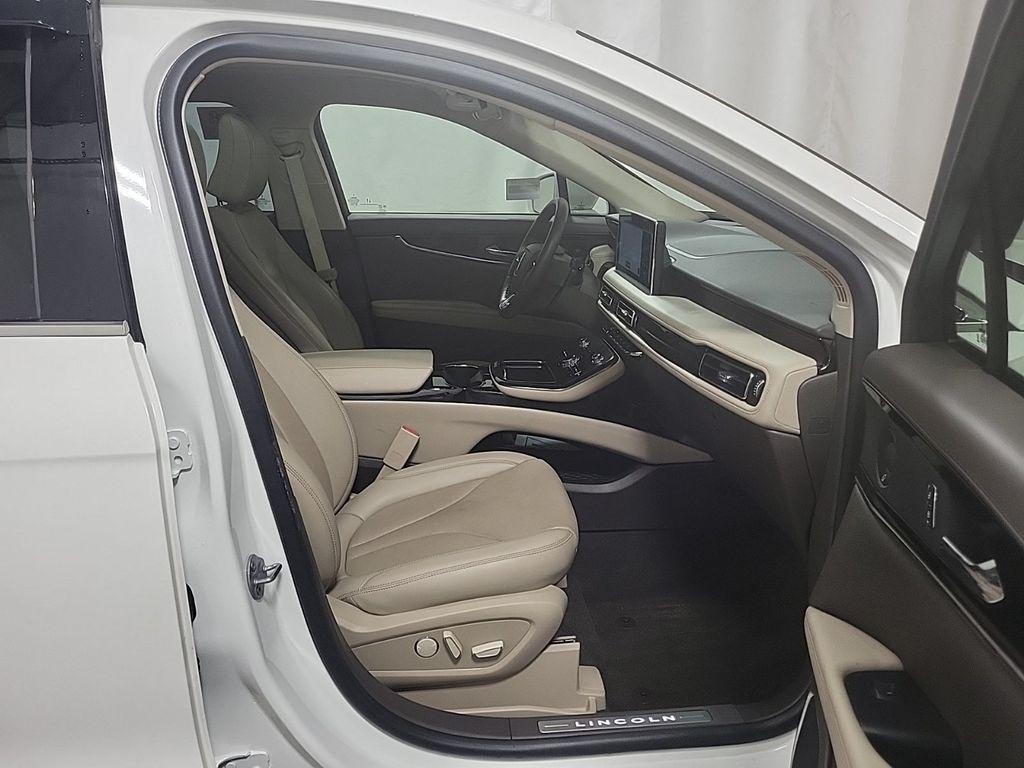 used 2022 Lincoln Nautilus car, priced at $36,999