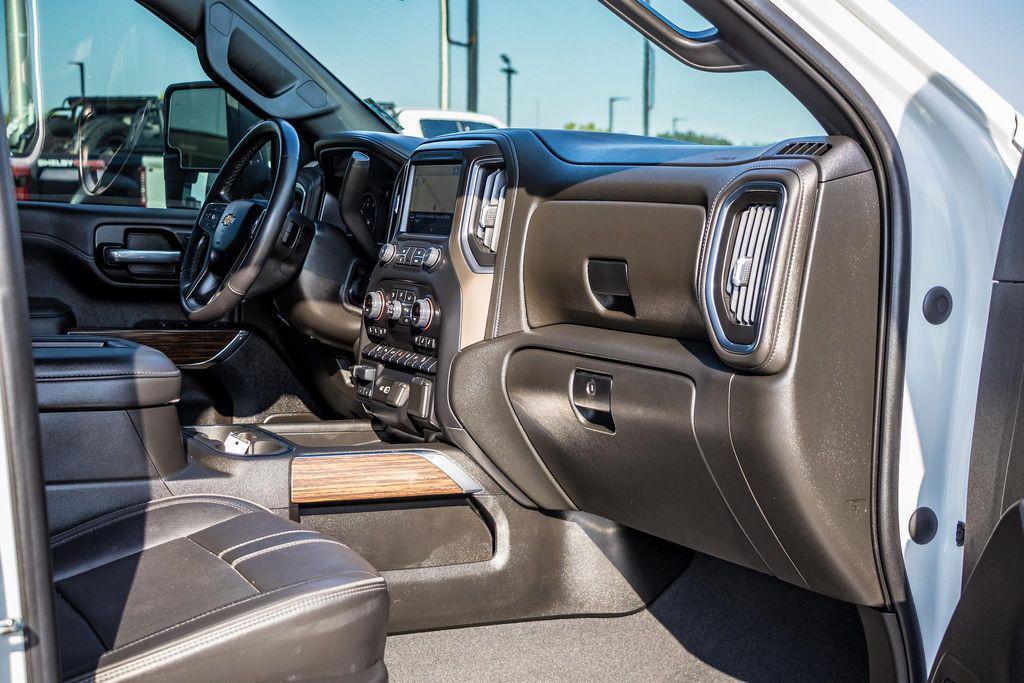 used 2022 Chevrolet Silverado 3500 car, priced at $58,800