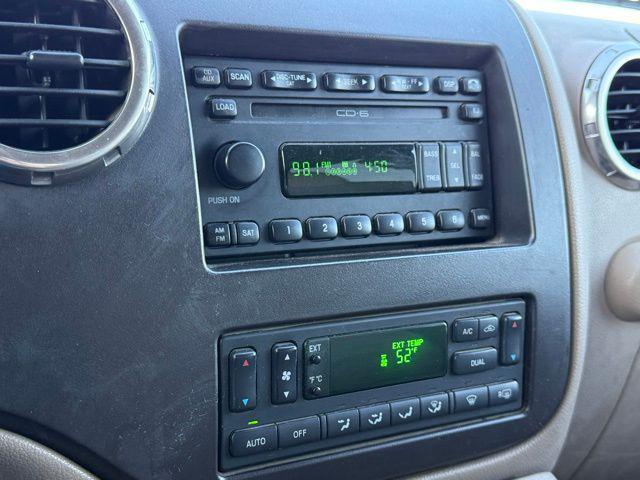 used 2004 Ford Expedition car, priced at $5,800