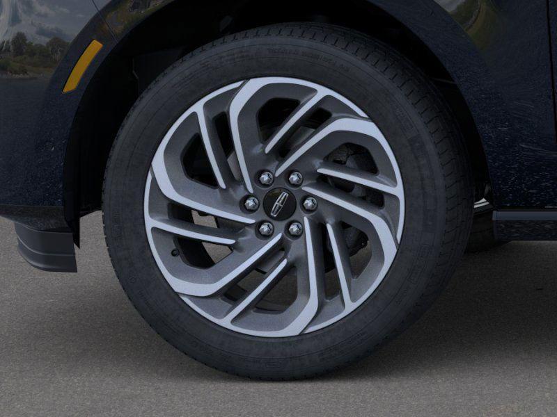 new 2025 Lincoln Navigator car, priced at $103,815