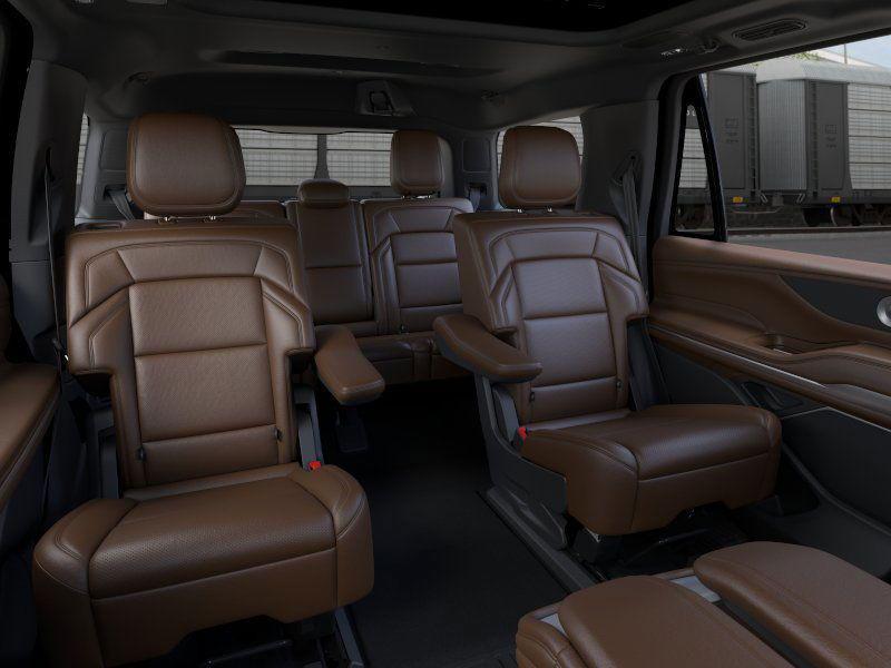 new 2025 Lincoln Navigator car, priced at $103,815