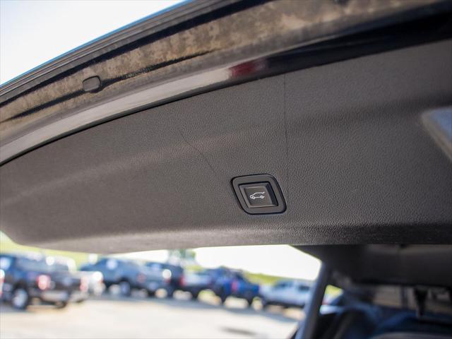 used 2022 GMC Yukon car, priced at $58,500
