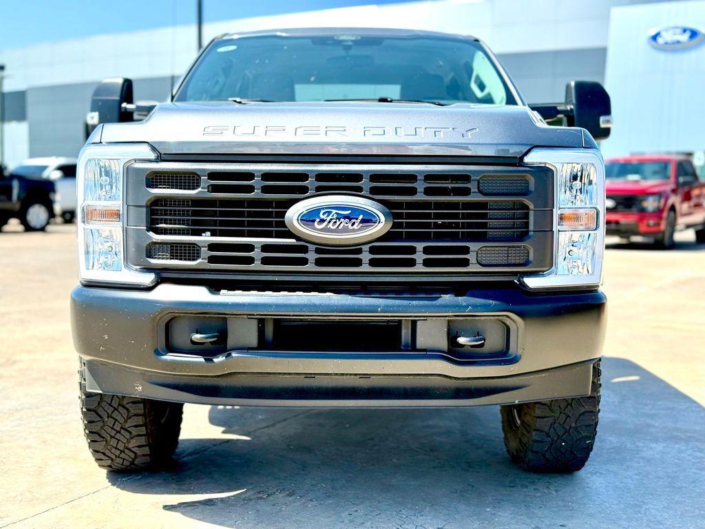 used 2025 Ford F-250 car, priced at $66,400