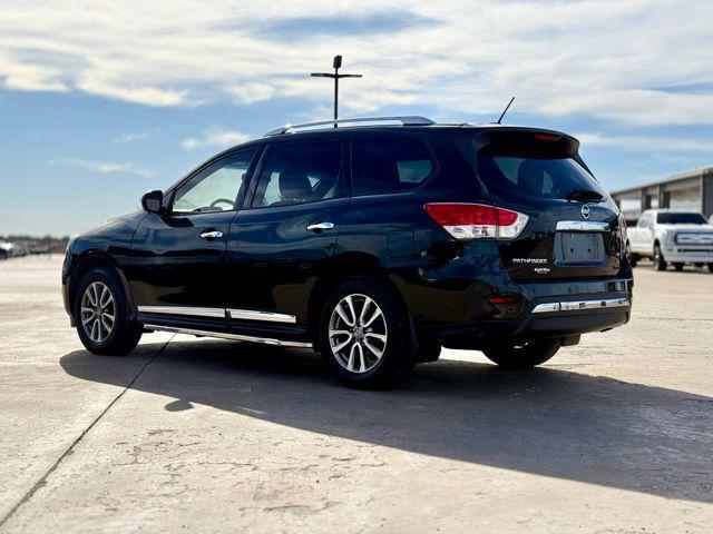 used 2015 Nissan Pathfinder car, priced at $10,500