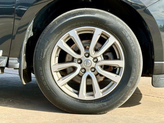 used 2015 Nissan Pathfinder car, priced at $10,500