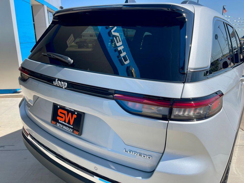 used 2025 Jeep Grand Cherokee car, priced at $36,900