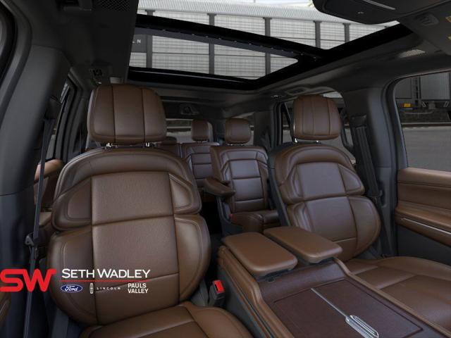 new 2025 Lincoln Navigator car, priced at $103,525