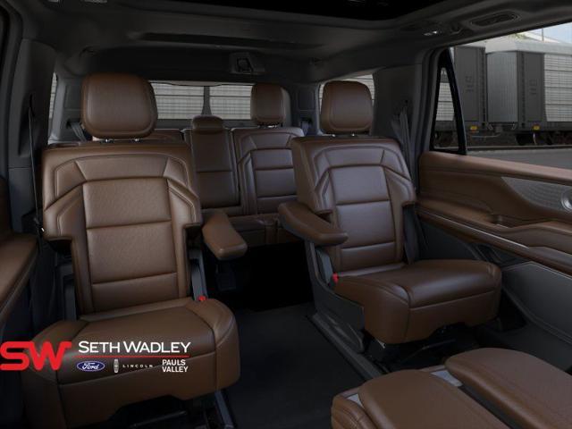 new 2025 Lincoln Navigator car, priced at $103,525