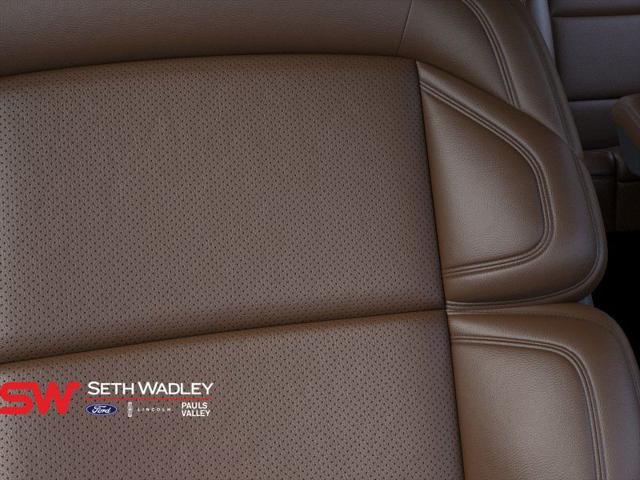 new 2025 Lincoln Navigator car, priced at $103,525