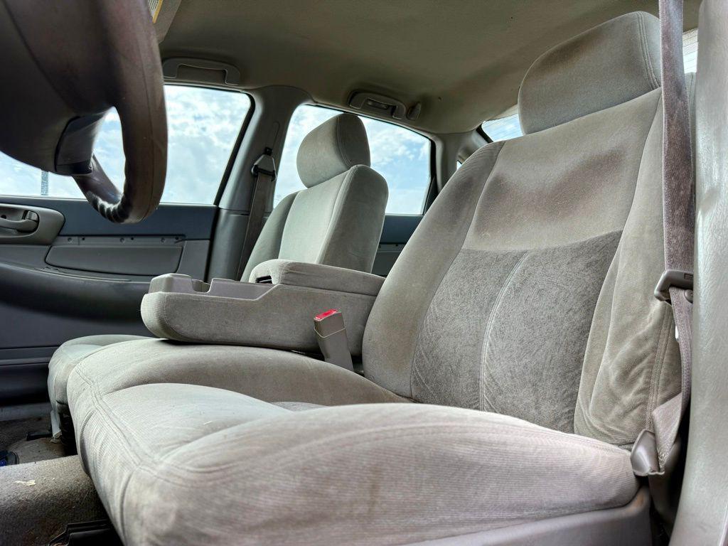 used 2005 Chevrolet Impala car, priced at $1,900
