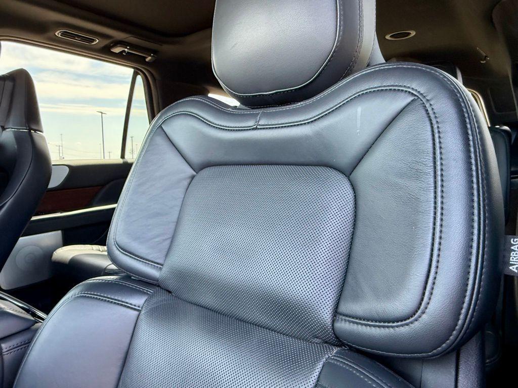 used 2024 Lincoln Navigator car, priced at $71,800