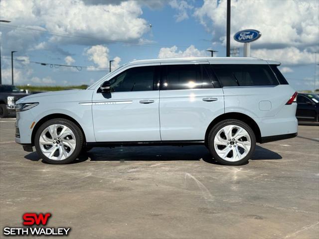 new 2025 Lincoln Navigator car, priced at $109,055
