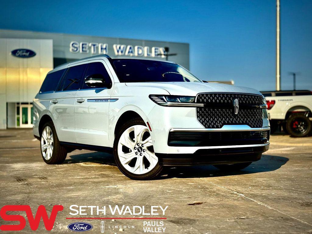 new 2025 Lincoln Navigator car, priced at $103,832