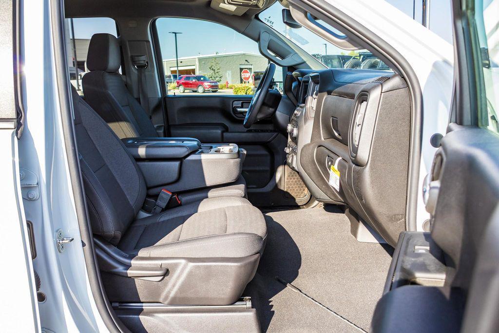 used 2024 Chevrolet Silverado 2500 car, priced at $45,999