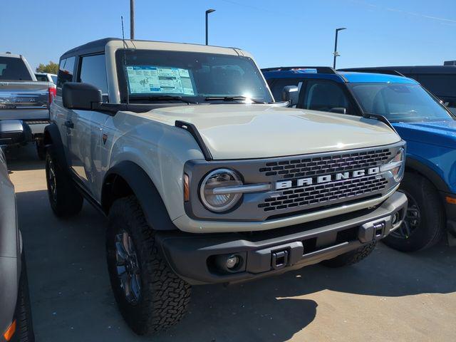 new 2025 Ford Bronco car, priced at $50,433